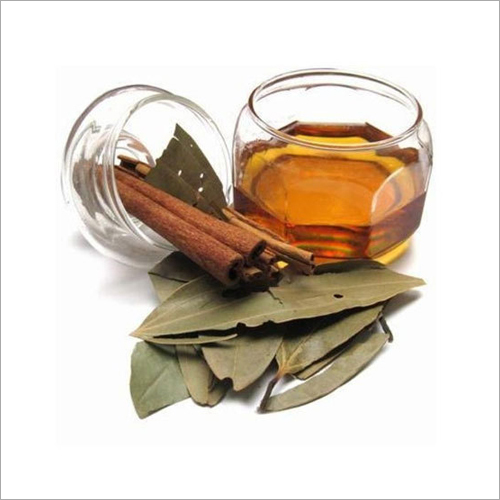 Ceylon Cinnamon-Leaf-Oil